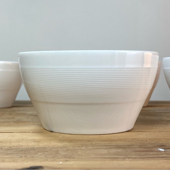 Set of Four EVA AIR Taiwan First Class Luzerne White Ceramic Bowls - Picture 12 of 12